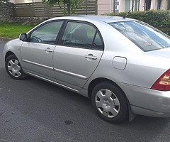 Toyotq Corolla - Image 6/10