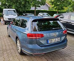 2017 Passat  Variant R line - Image 3/5