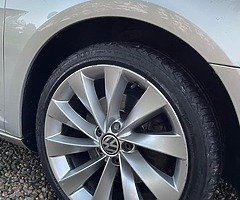 2009 Volkswagen Passat CC - Image 5/10