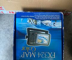 2001 pilot house boat - Image 9/10