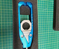 GSXR 1000 / 1000 R Lightech Chain Adjusters - Image 4/9