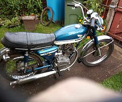 HONDA Suzuki Yamaha Kawasaki