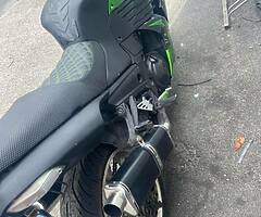 2006 Kawasaki zzr1400 - Image 4/6