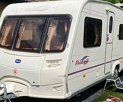 CARAVANS - Image 6/10
