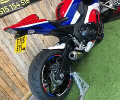 2015 Honda CBR - Image 3/10