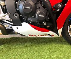 2015 Honda CBR - Image 6/10