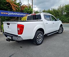 2017 Nissan  Navara