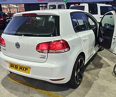 2011 Volkswagen Golf - Image 3/4