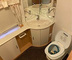 2005 Coachman Amara 2 Berth Caravan For Sale - Image 8/10