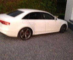 AUDI A4 SLINE