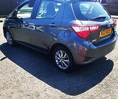 2018 Toyota Yaris - Image 7/10