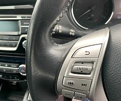 2017 Nissan Qashqai 1.2 AUTO // Low Miles - Image 10/10