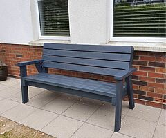Garden/park bench