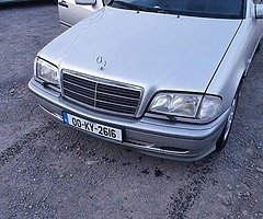 Mercedes Benz c 180