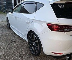 Kitted 1.6TDI Seat Leon Technology Pack - Image 5/10