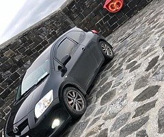Auris Hitch Wanted