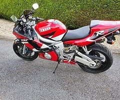 2001 Yamaha YZF R6 600 - Image 4/10