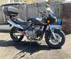 2000 Honda Hornet