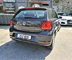 2017 Volkswagen Polo - Image 6/10