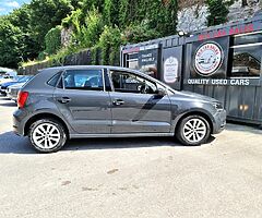 2017 Volkswagen Polo - Image 7/10