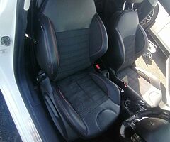 2016 Peugeot 208 - Image 6/10