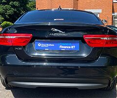 2015 Jaguar XE - Image 4/9