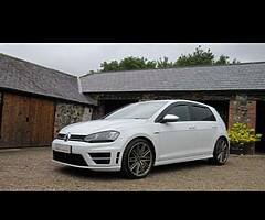 Volkswagen golf r