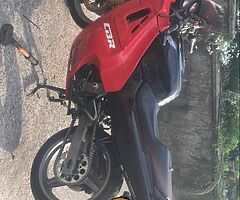 1998 Honda CBR