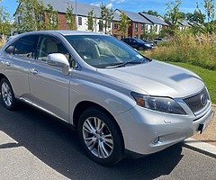 Lexus RX450 hybrid 2011 automatic transmission jeep is mint - Image 4/10