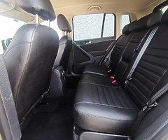 2012 VW Tiguan 2.0tdi/High spec/FSH/Irish car - Image 5/10
