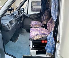 01 MERCEDES RIMOR 6 Berth Campervan For Sale - Image 9/10