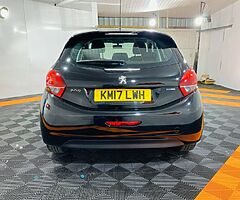 2017 PEUGEOT 208 ACTIVE 1.6 HDI ** EXCELLENT FINANCE PACKAGES AVAILABLE ** - Image 4/10