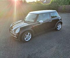 2005 MINI Cooper