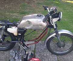 1988 Honda CB - Image 1/3