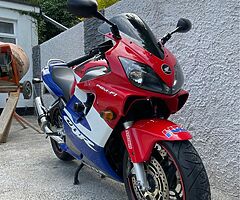 2001 Honda CBR - Image 3/9
