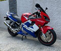 2001 Honda CBR - Image 4/9