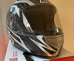 Box helmet black/grey