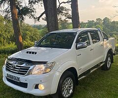 2012 Toyota hilux
