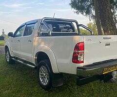 2012 Toyota hilux - Image 4/8