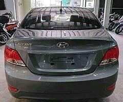 2018 Hyundai Accent - Image 8/9