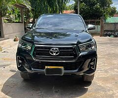 ລົດ revo 2019-2020 ລົດໃໝ່ໆບໍ່ມີຕຳນິ ຈ່າຍສົດ-ຜ່ອນໄດ້ ລາຄາຍ່ອມເຍົາ $36.xxx