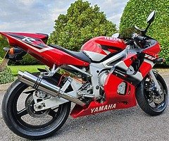2001 Yamaha YZF R6 600 - Image 4/10
