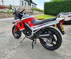 1987 Honda Interceptor - Image 4/10