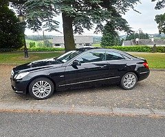 Mercedes benz E 220 Coupe - Image 10/10