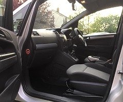 OPEL ZAFIRA CLUB 1.6 16V - Image 8/10