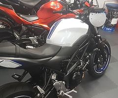 2016 Suzuki SV650 *only 1200 miles *