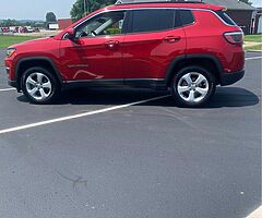 2017 Jeep Compass · Latitude Sport Utility 4D - Image 3/10