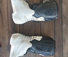 Kids alpinestar size US 6 motocross boots