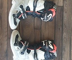 Kids alpinestar size US 6 motocross boots