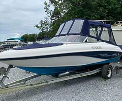 Rinker captivate 192 speedboat